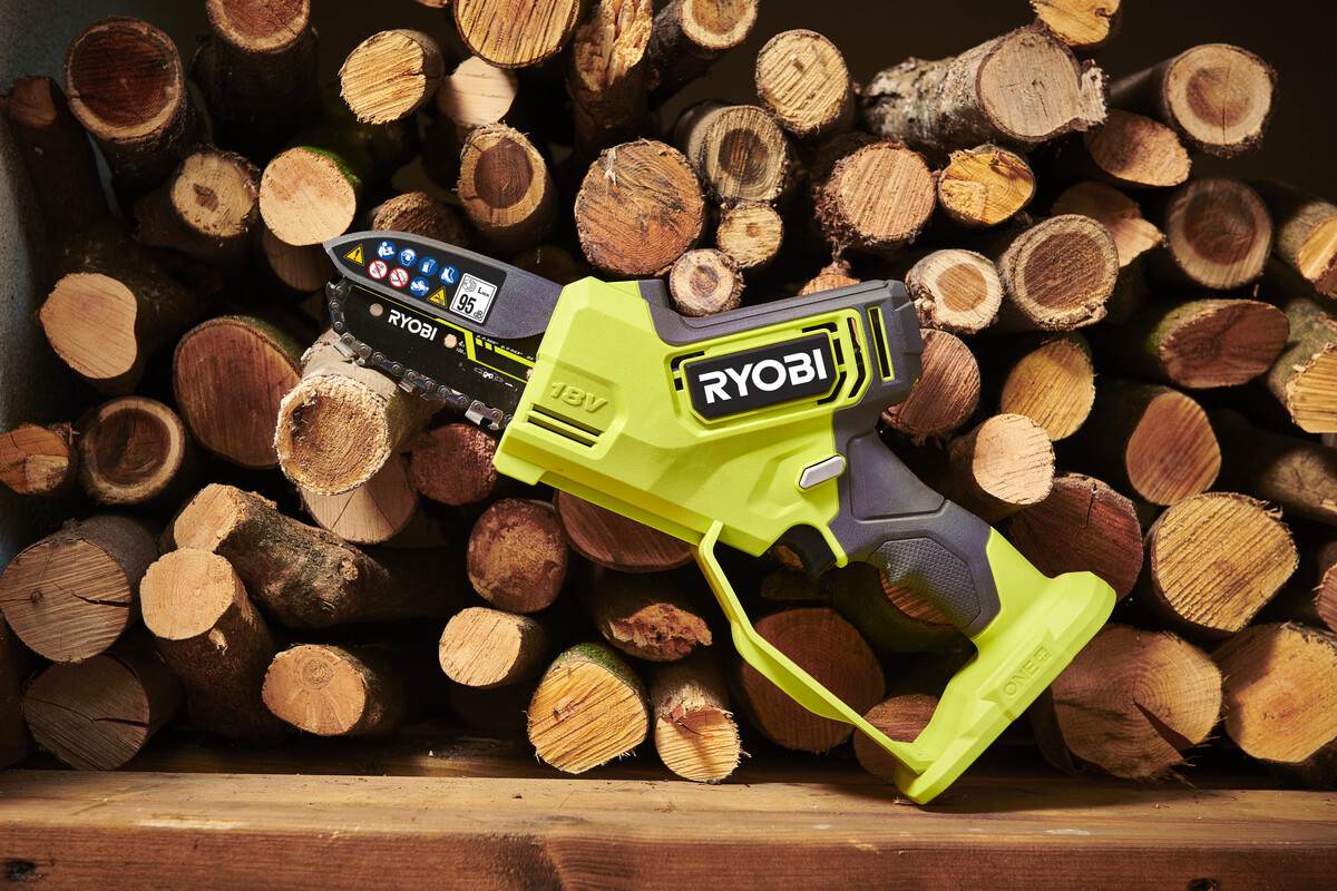 B-Ware RYOBI 18 V ONE+ Brushless Akku-Einhand-Kettensäge, 10cm Schwertlänge, ohne Akku und Ladegerät Produktabbildung 2