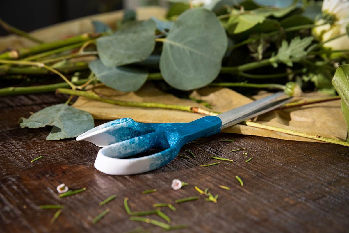 Fiskars Universalschere Inspiration aus Qualitätsstahl & Kunststoff, 10 cm Klinge, Schneeflocken Produktabbildung 3