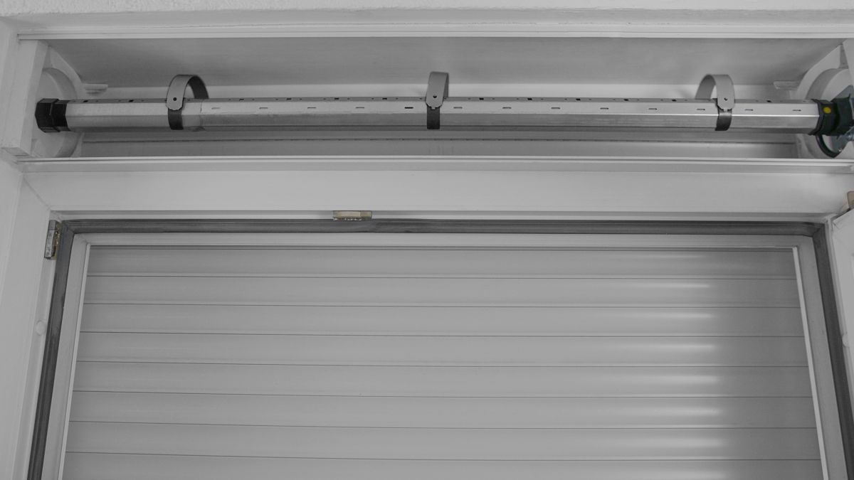 Schellenberg Rolladen-Einhängeklammer Mini, 3er-Set, Stahl Produktabbildung