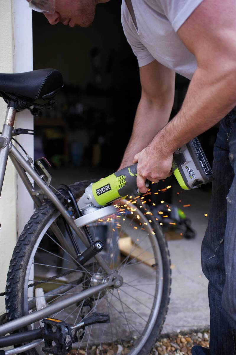 Ryobi Akku-Winkelschleifer ONE+ 18 V ohne Akku | Ladegerät R18AG-0 Akku-Schleifer Produktabbildung 6