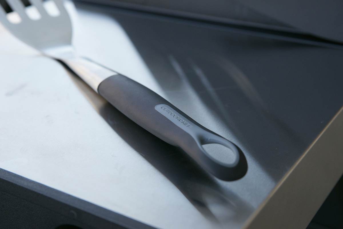 Outdoorchef Wender aus Edelstahl mit Kunststoffgriff, 43 cm lang für große Grilladen & Beilagen Produktabbildung 3