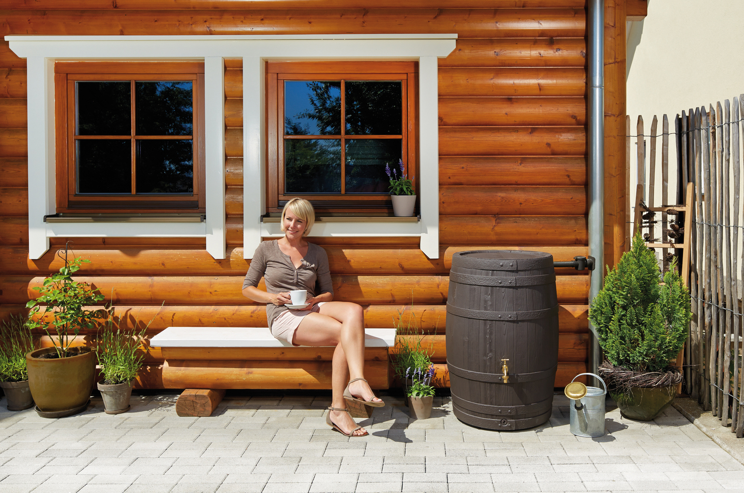 GARANTIA Regenfass BARRICA, 420 Liter, braun, Holzfass-Optik, mit Schlauchset & abnehmbaren Deckel Produktabbildung 3