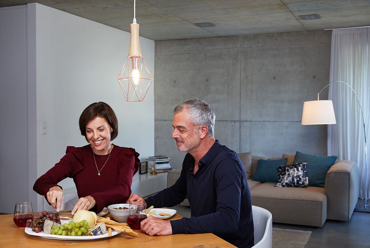 Osram 10er LED Base Classic B 40 FR, 5W = 40W, 470 lm, E14, Warmweiß (2700 K), matt, Kerze Produktabbildung 3