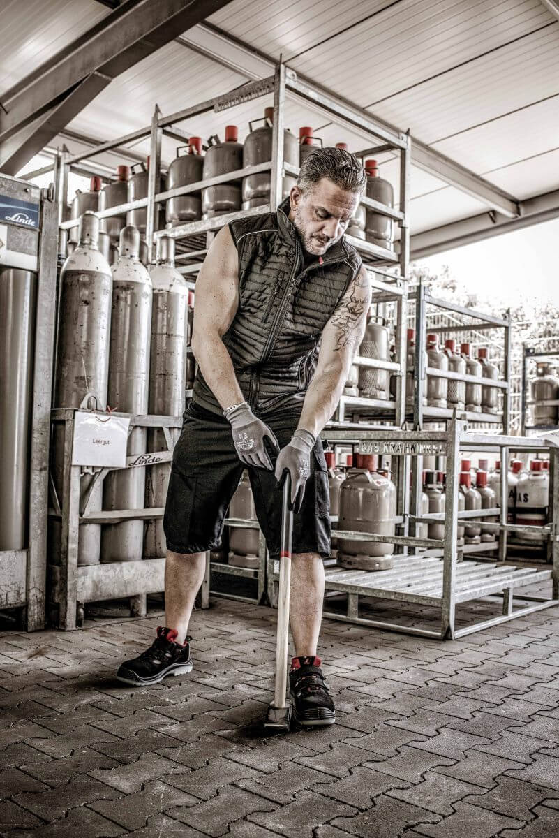 Fiskars-Set SmartFit Teleskop-Spaten, spitz | inklusive Handschuhe Produktabbildung 10