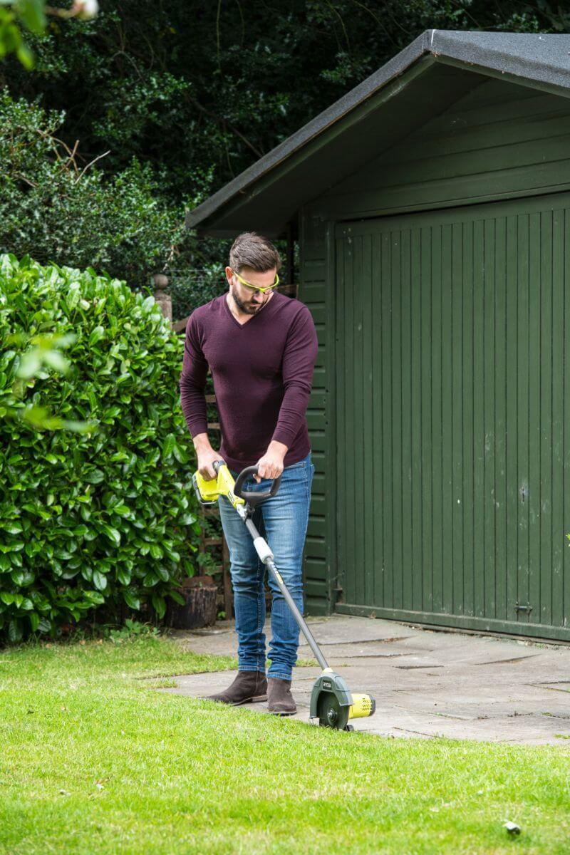 B-Ware Ryobi Akku Kantenschneider ONE+ 18 V, 22 cm Messer, Schnitthöhen, ohne Akku, RY18EGA-0 Produktabbildung 7