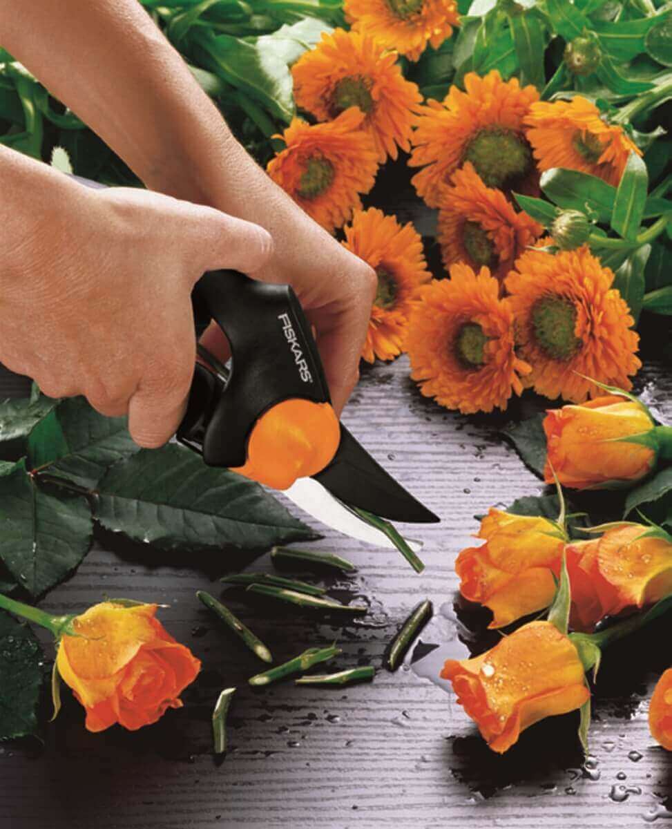 Fiskars Getriebeastschere Amboss LX99 L mit PowerGear Gartenschere Bypass PX94  Produktabbildung 9
