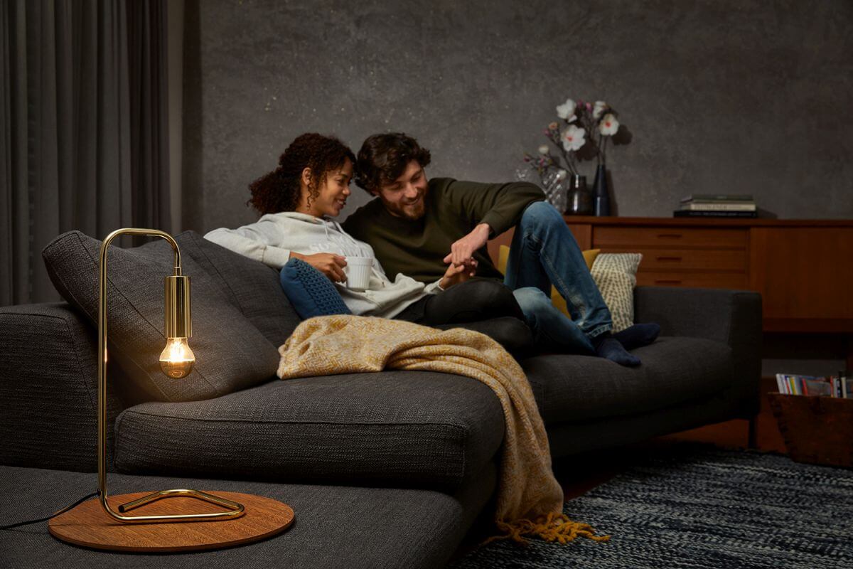 Osram LED Star Classic A Kopfspiegel Gold, 7W = 54W, 700 lm, E27, klar, Warmweiß (2700 K) Produktabbildung 3