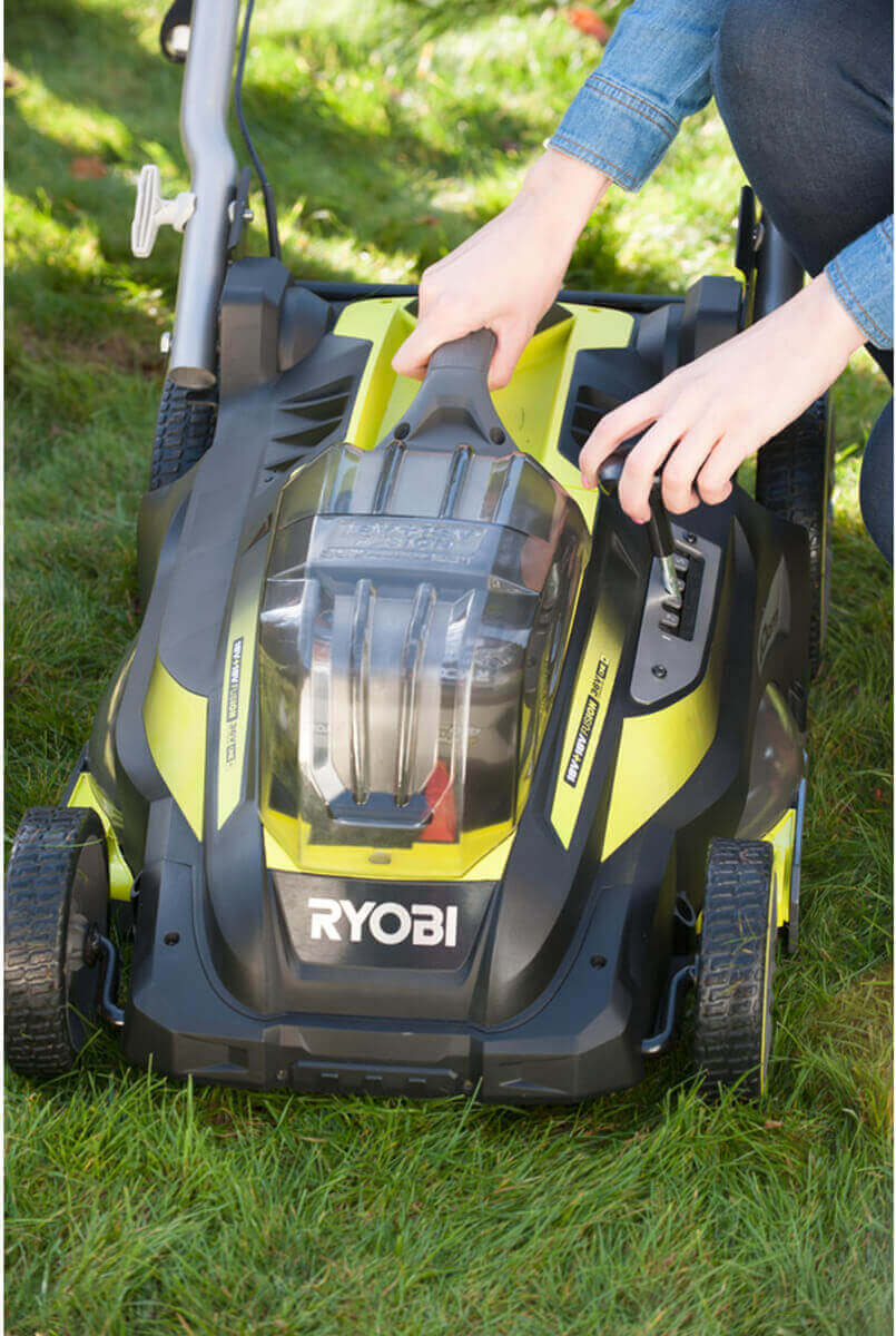 RYOBI Fusion 36V (2x 18V) Akku-Rasenmäher OLM1841H + 2x 4,0 Ah Akku + Ladegerät - bis zu 700 m² Produktabbildung 5