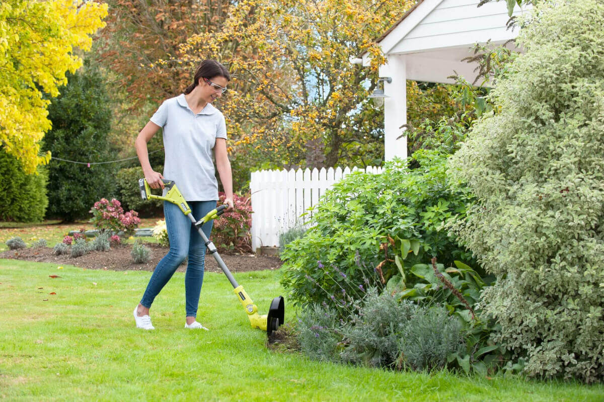 Ryobi Teleskop Akku-Rasentrimmer ONE+ 18 V RLT183225F | Inklusive Akku und Ladegerät Produktabbildung 4