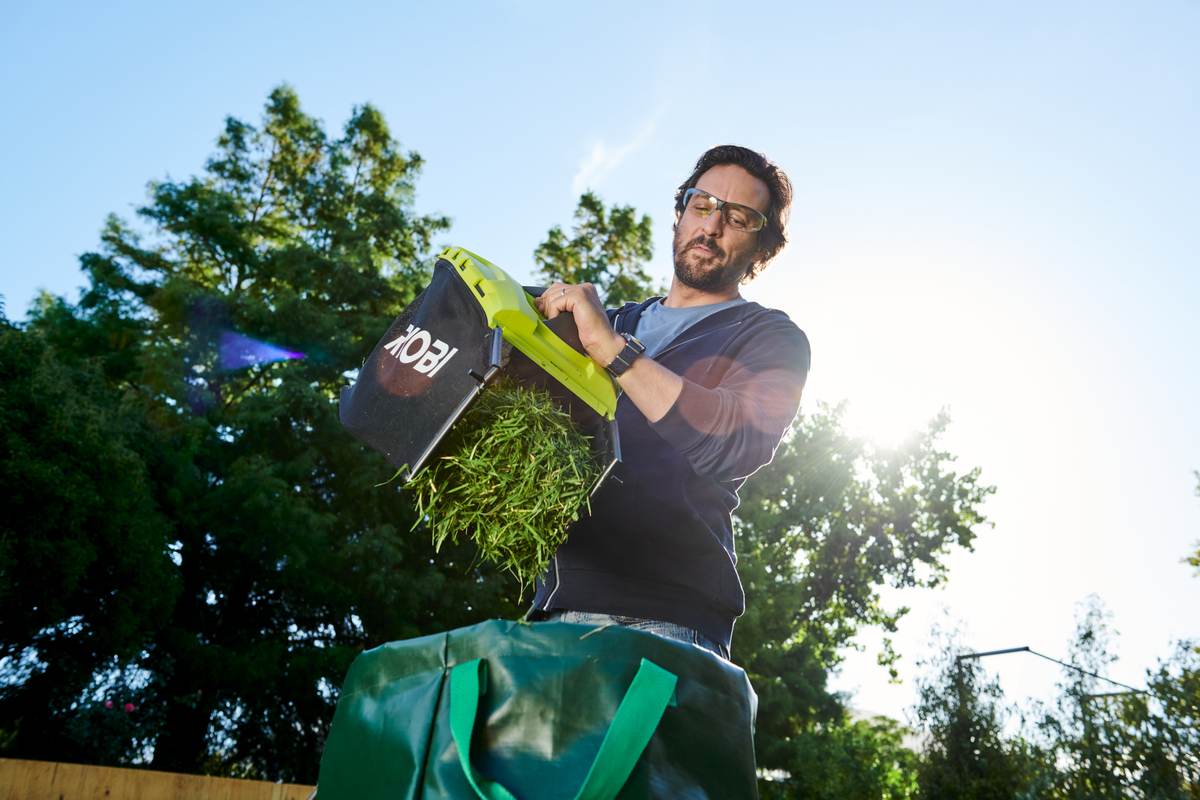 RYOBI Akku-Rasenmäher ONE+ 18 V, 33 cm Schnittbreite, inkl 1x4,0 Ah Akku & Ladegerät Produktabbildung 5