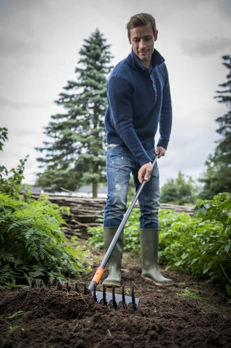 Fiskars QuikFit Rasenlüfter, Stecksystem, Modular, Gartenwerkzeug, Aufsätze und Zubehör Produktabbildung 7