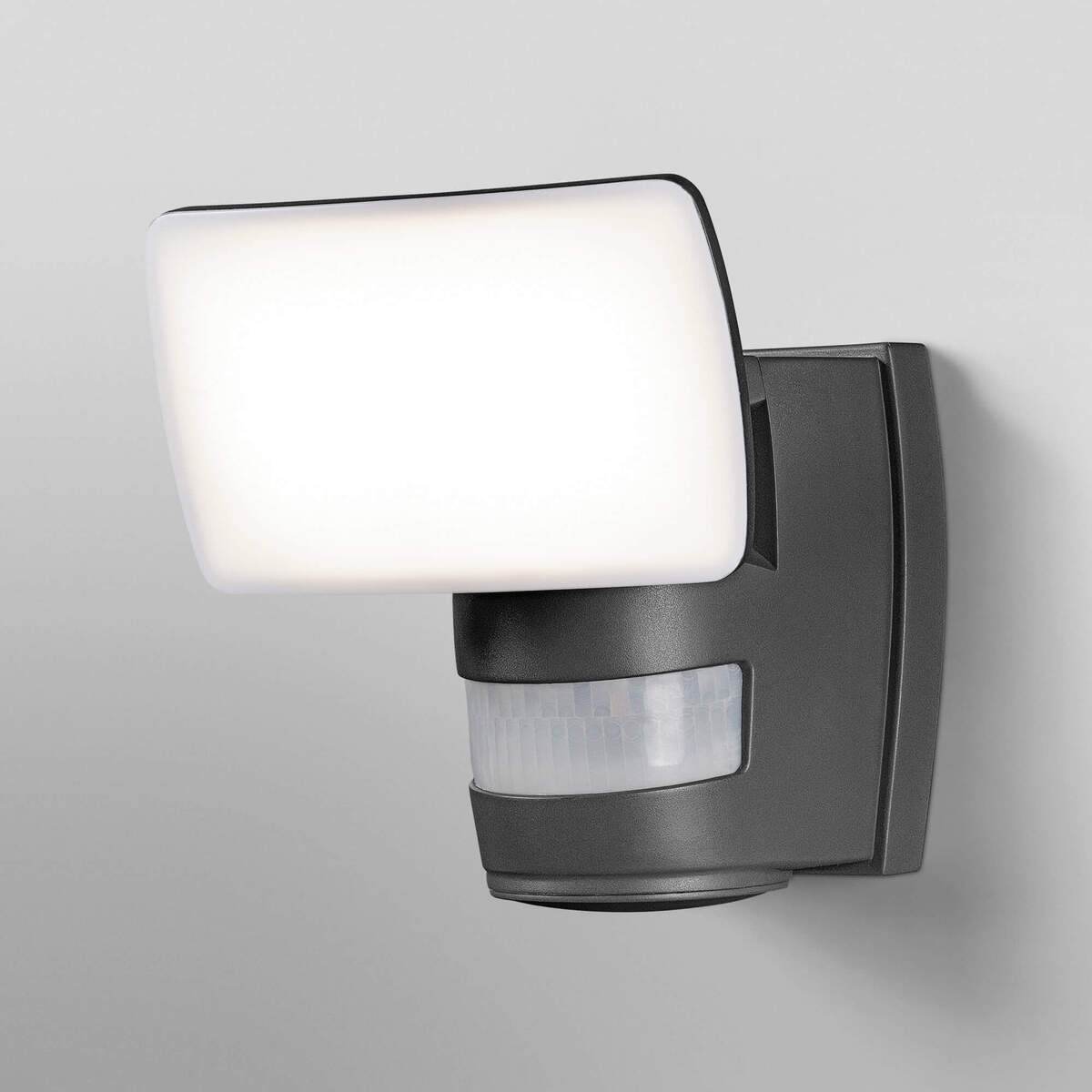 Ledvance Endura PRO Flood Trace, 24W, 1800 lm, mit IR Sensor, IP44, 3000 K (Warmweiß) Produktabbildung 5