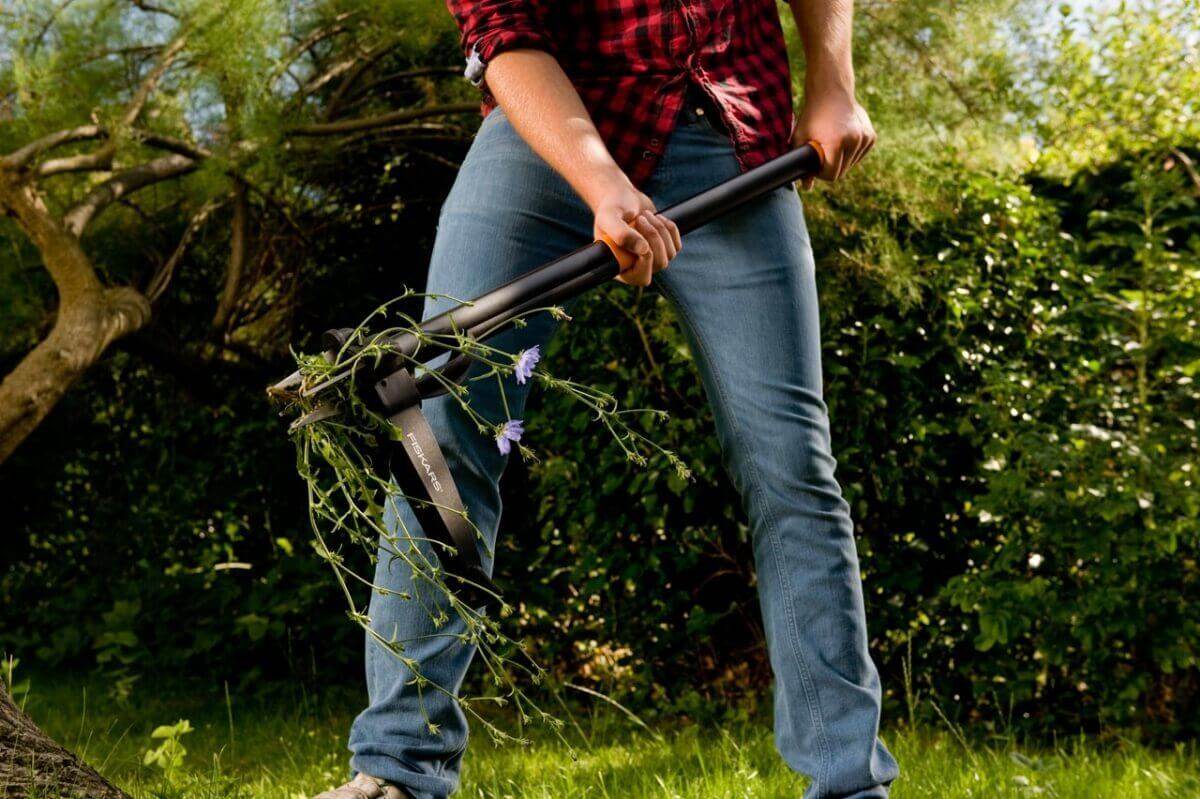 Fiskars Solid Gartenspaten rund, Unkrautstecher Xact, Nitras Handschuhe Set Produktabbildung 5