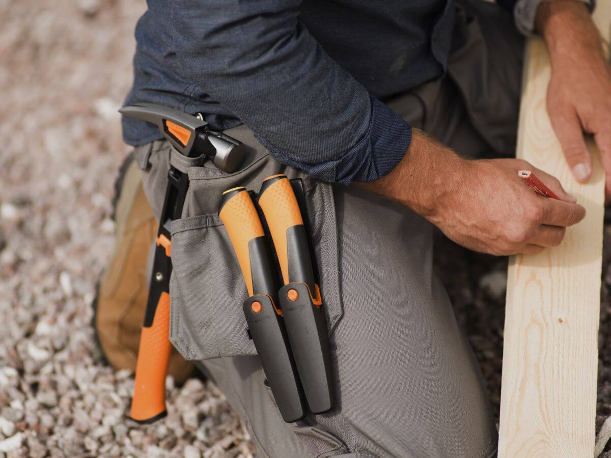 Fiskars Schreinermesser mit Schleifstein | gelb Produktabbildung 5